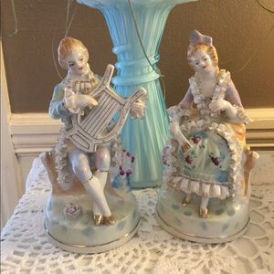 Bone China Lacing Figurines